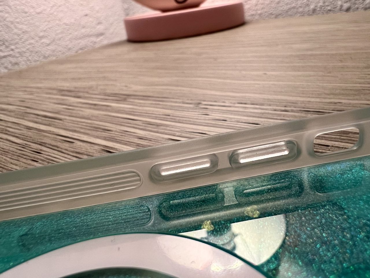 Sonix Magsafe Iphone Case Empty Buttons