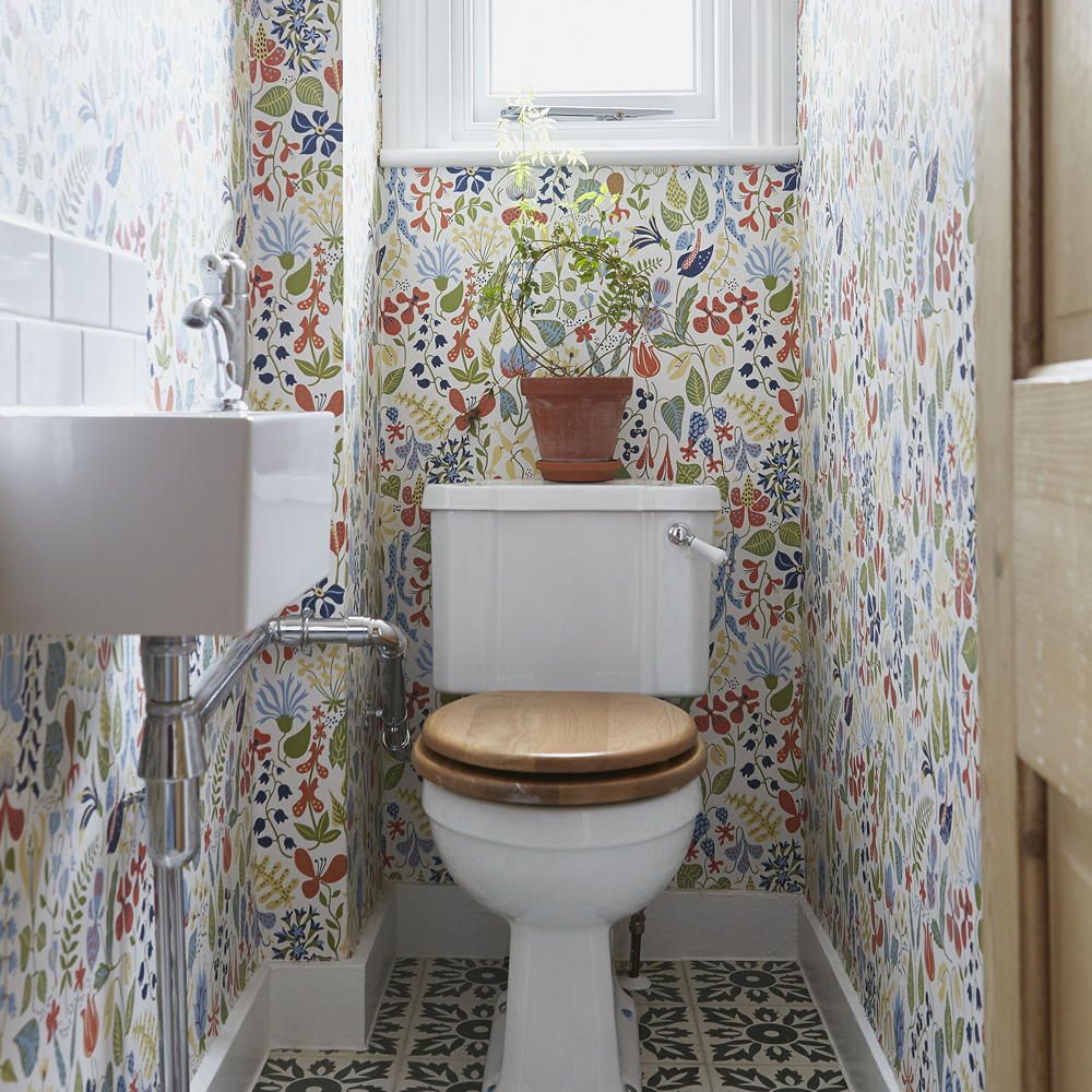 Downstairs toilet wallpaper ideas - give your room a boost | Ideal Home