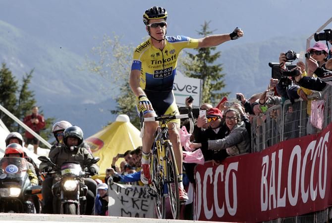Michael Rogers (Tinkoff-Saxo) wins atop the Monte Zoncolan