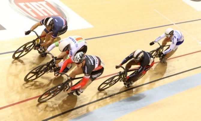Lots of argy bargy in the men's Keirin round one
