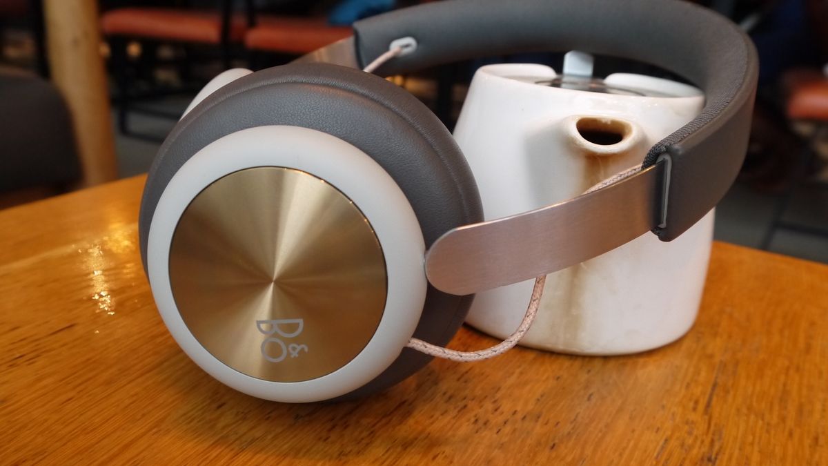 Hands On: B&O BeoPlay H4 Review | TechRadar