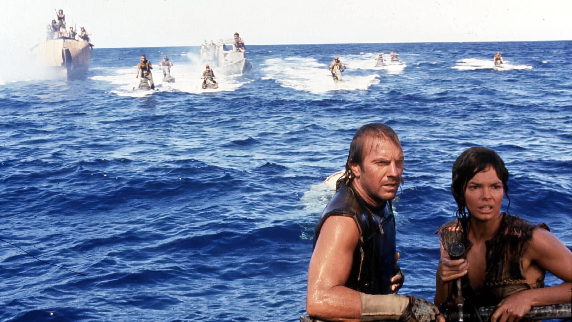 Kevin Costner and Jeanne Tripplehorn in Waterworld