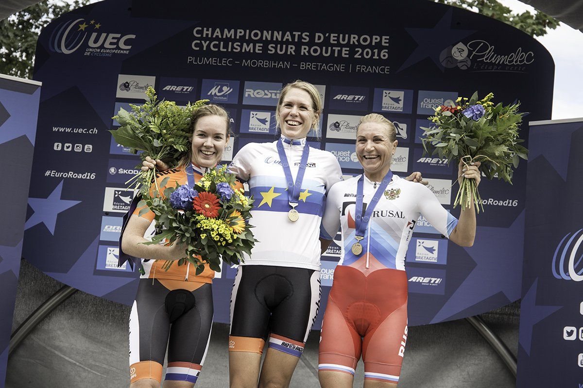 The podium of Van Dijk, Van der Breggen, and Zabelinskaya at the European Championships