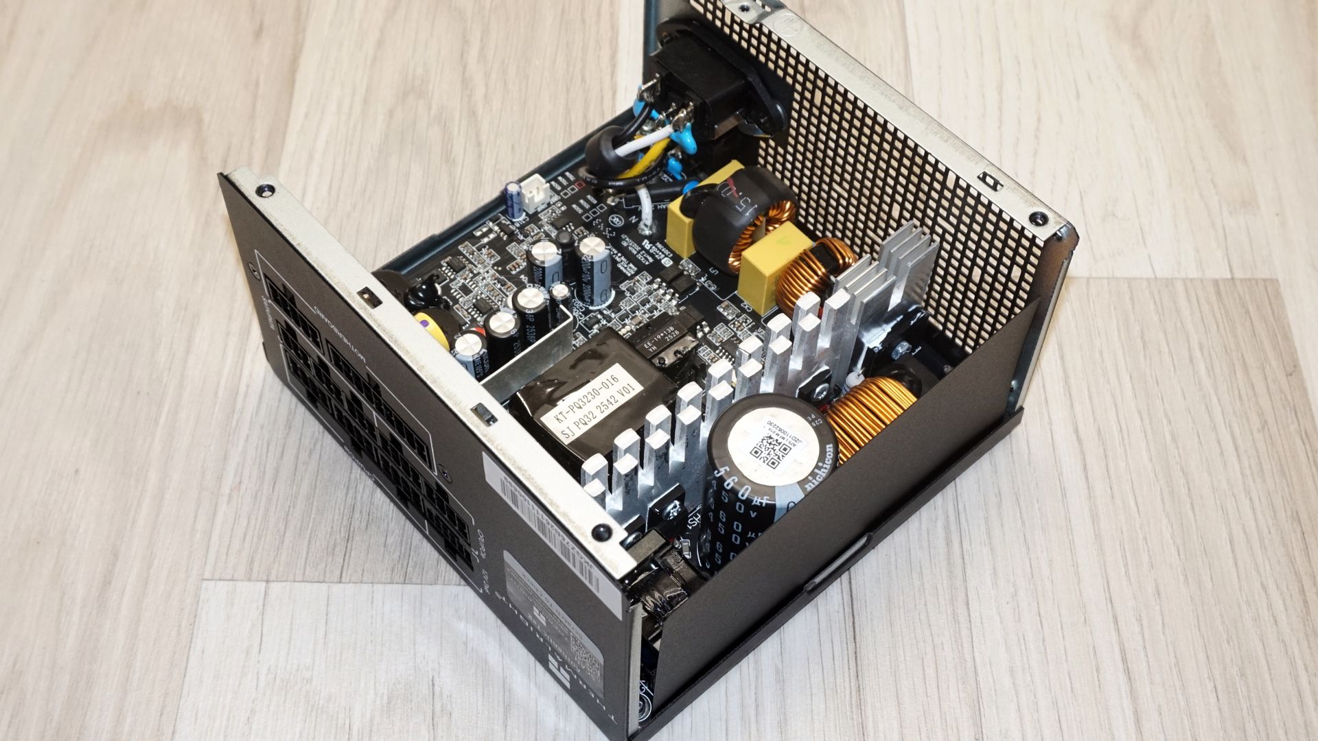 ThermalRight TR-KG750 750W