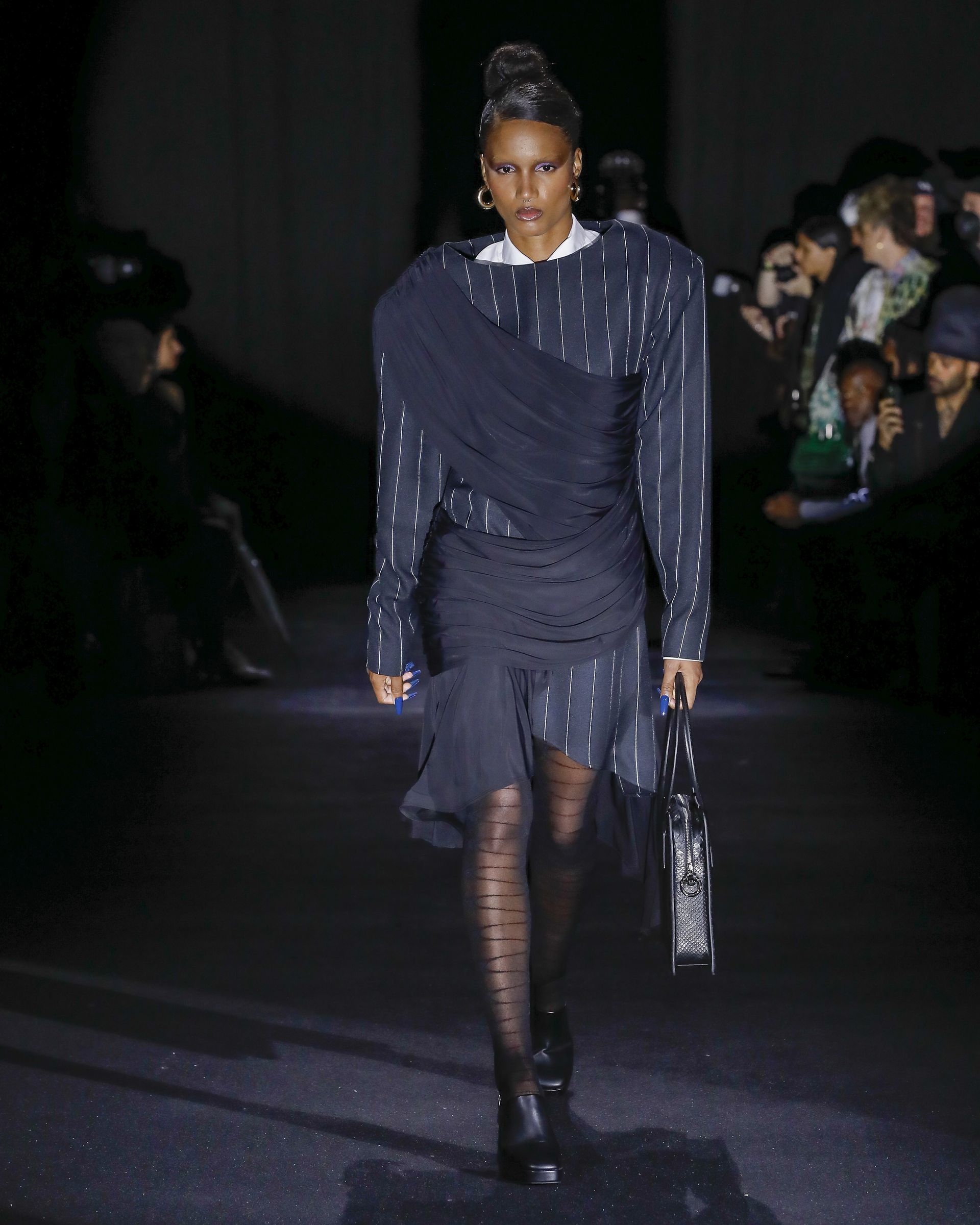 outside nyfw ss23