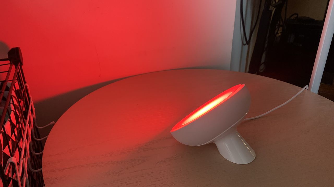 Philips Hue Bloom table lamp