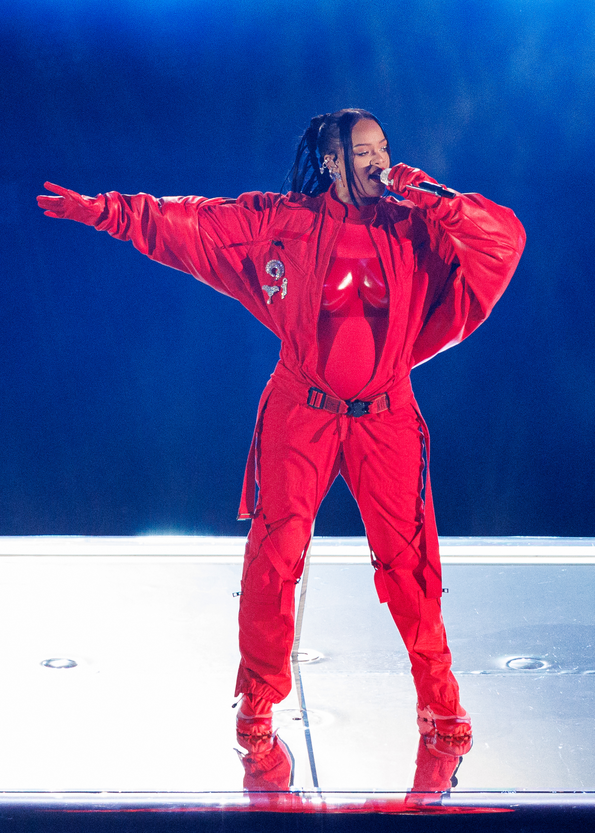 GLENDALE, AZ - FEBRUARY 12: Rihanna performs at halftime during Super Bowl LVII between the Philadelphia Eagles and the Kansas City Chiefs on Sunday, February 12th, 2023 at State Farm Stadium in Glendale, AZ. (Photo by Adam Bow/Icon Sportswire via Getty Images)