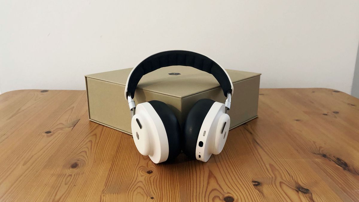 Master Dynamic MG20 headset on wooden surface