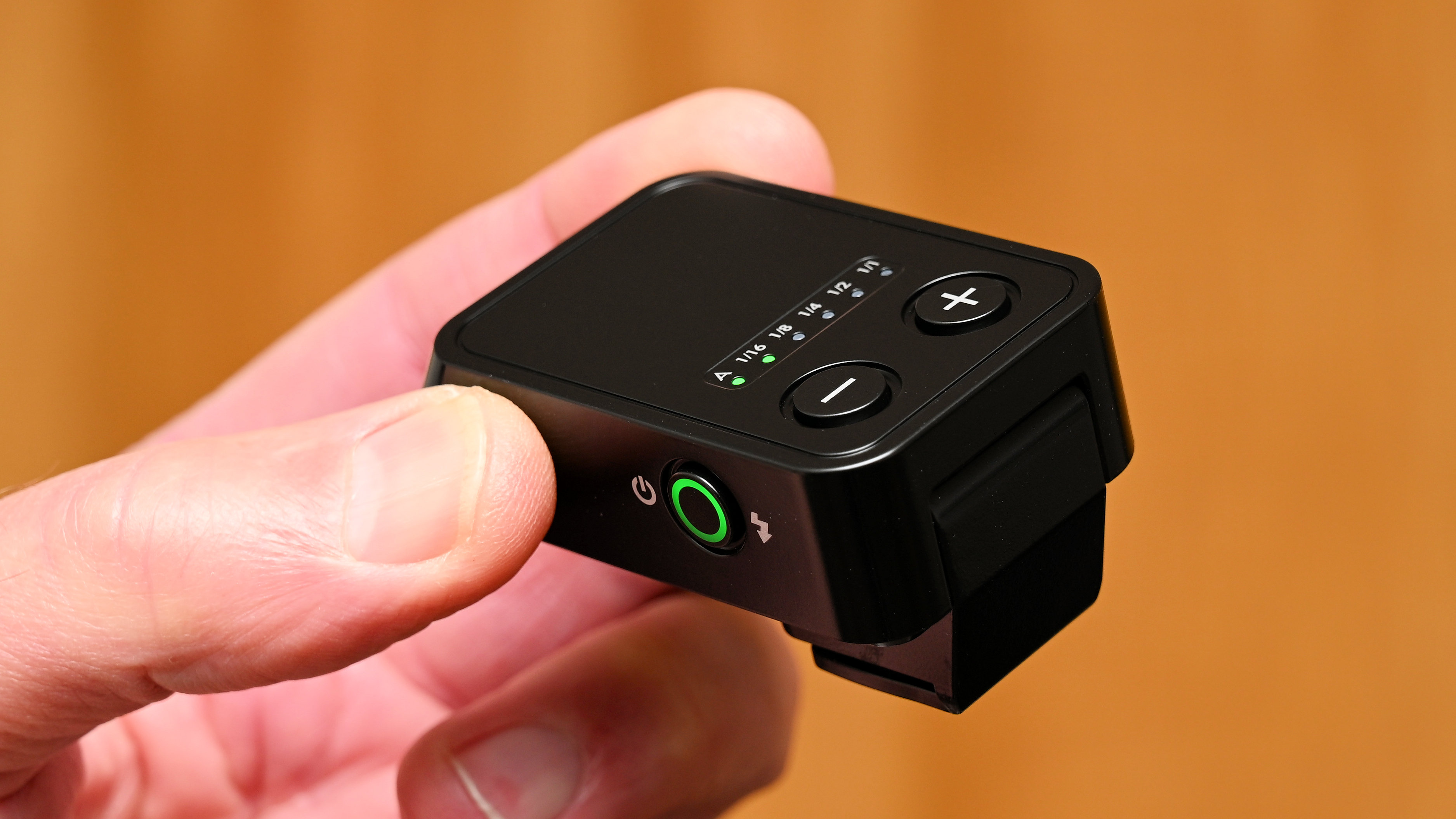 Viltrox Vintage Z2 mini-flash product shot