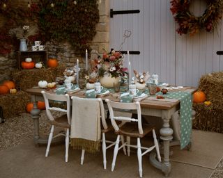 Halloween table settings, Sophie Allport