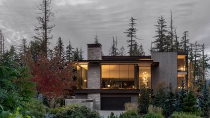 Winterfell, Whistler cabin by Openspace Architecture and Donohoe Living Landscapes