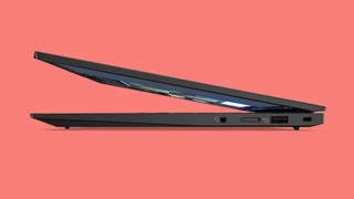 Lenovo ThinkPad X1 Carbon laptop Gen 11