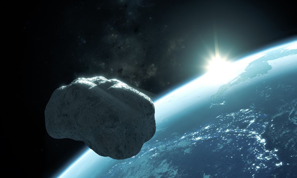 Possible new 'minimoon' discovered orbiting Earth