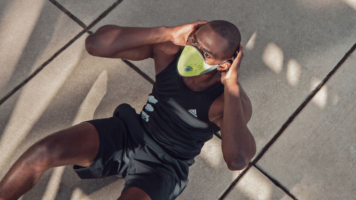 How the new AirPop Active+ smart face mask monitors your breathing and air quality