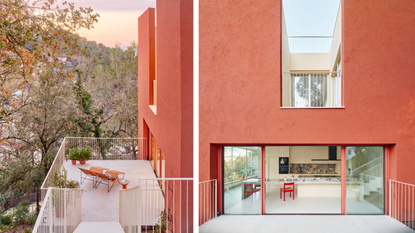 Casa Magarola, Barcelona, by Raúl Sánchez Architects, a Spanish house