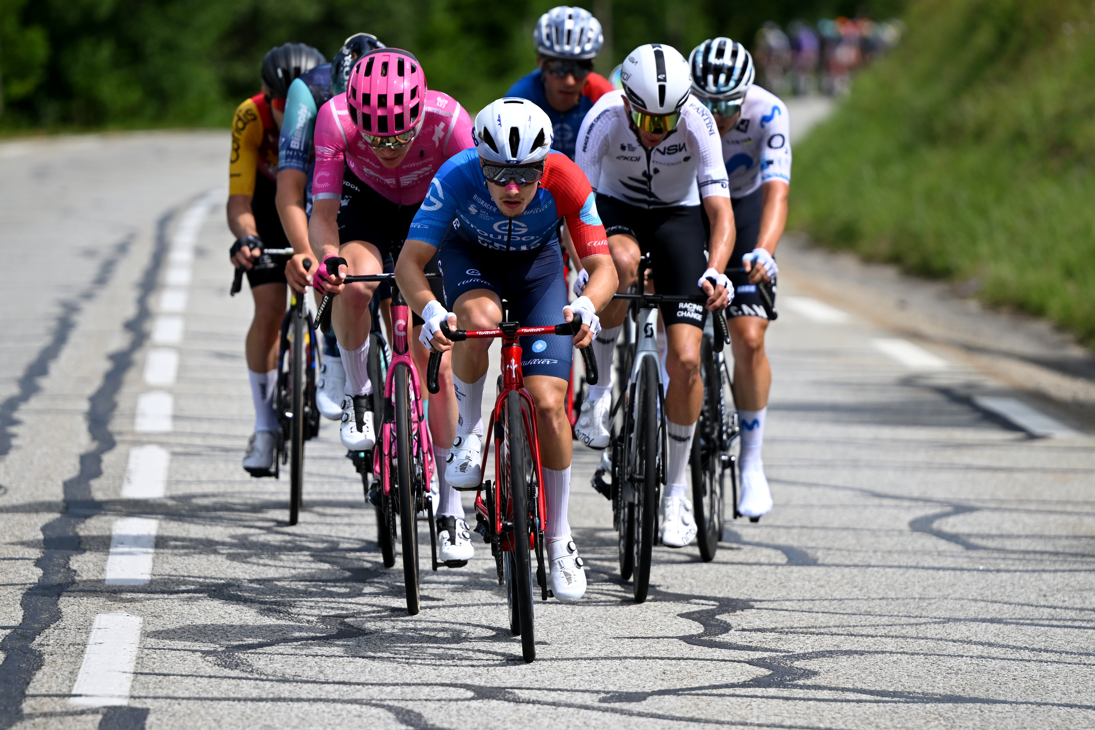 Crit&eacute;rium du Dauphin&eacute; - Tour Auvergne-Rh&ocirc;ne-Alpes stage 1 LIVE: A new name but still a key build-up race for the Tour with a stacked peloton