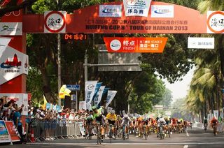 Stage 3 - Bos and Hofland go 1-2 again in Hainan