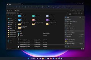 Windows 11 File Explorer Favorite feature in action