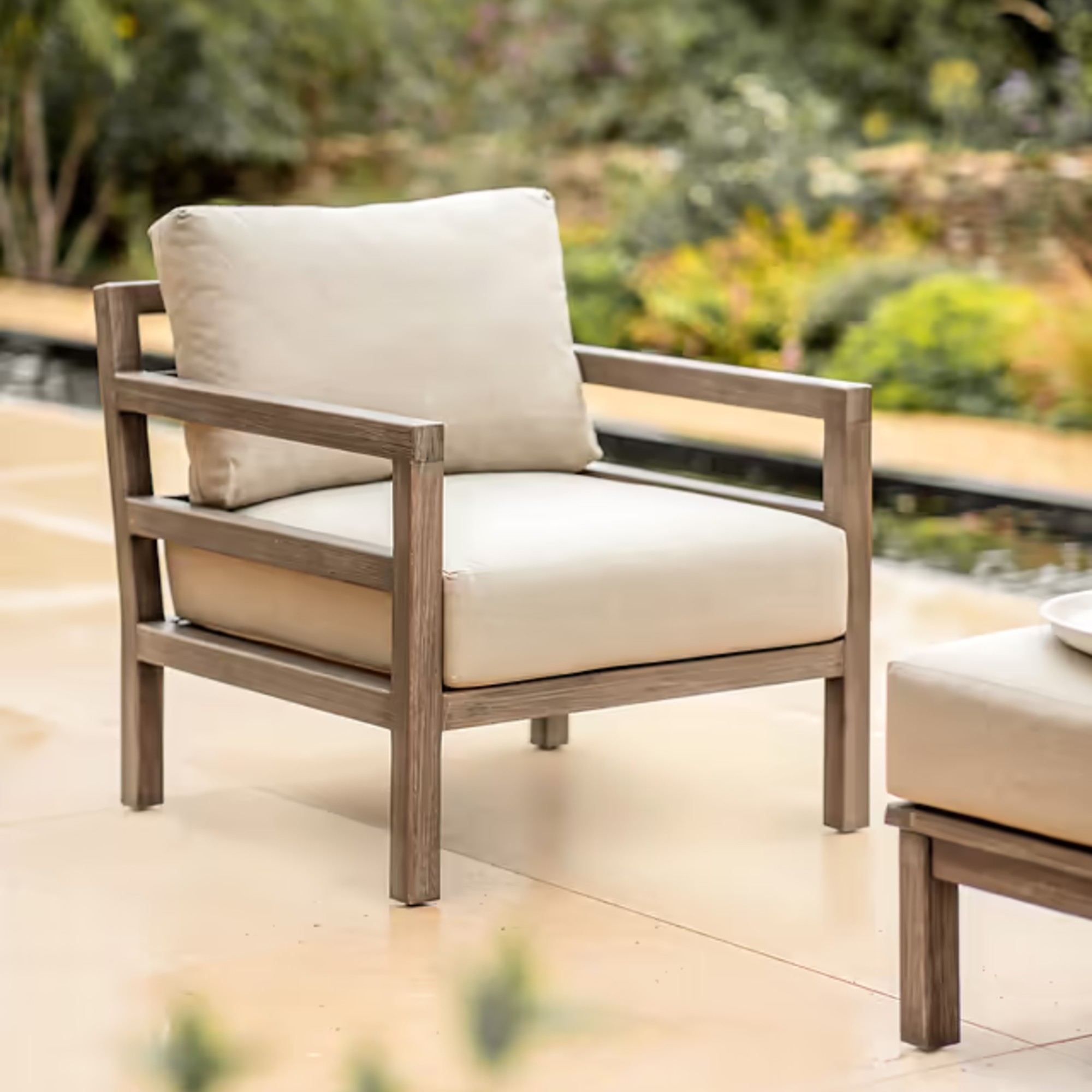 Garden Trading Sandridge Armchair