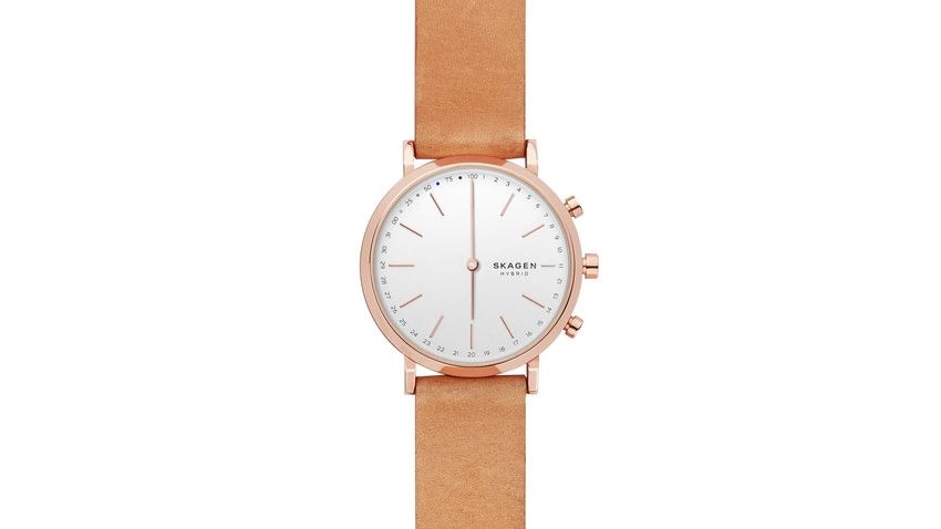 This is one of the upcoming Skagen Connected hybrid watches. It's a women's (Hald) model, but 19 styles are in the works in total, some of which are aimed at men. The collection also includes the slimmest wearables Skagen has ever made, and they'll be launching throughout 2017.