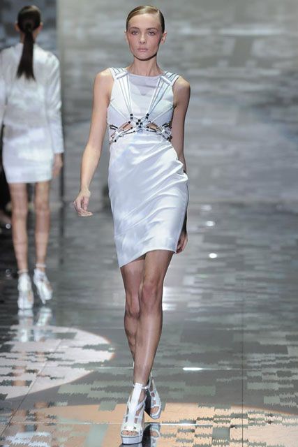 Gucci Spring/Summer 2010 - Milan Fashion Week - Marie Claire