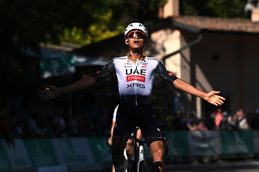SAN LUCA, ITALY - OCTOBER 04: Isaac Del Toro of Mexico and UAE Team Emirates celebrates at finish line as race winner during the 108th Giro dell&amp;amp;apos;Emilia 2025 a 199.2km one day race from Mirandola to San Luca on October 04, 2025 in San Luca, Italy. (Photo by Dario Belingheri/Getty Images)
