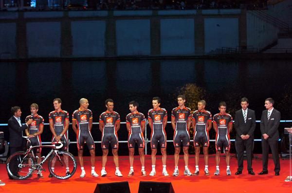 Caisse d'Epargne will continue through 2011 as Team Movistar