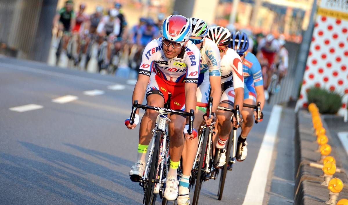Riders attacked on virtually every lap