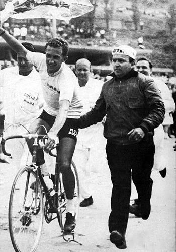 1966: Ernesto Colnago with Gianni Motta