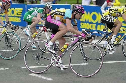Telekom's Cadel Evans in the climber's jersey at the 2003 Tour Down Under