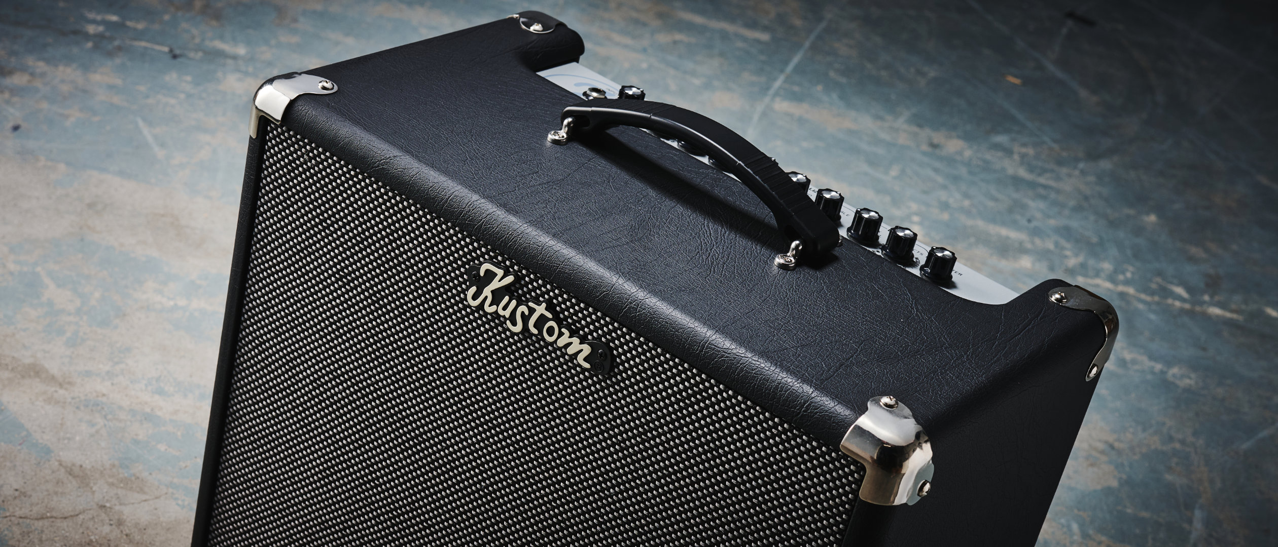 Kustom Amplification Carbon 100 combo amp