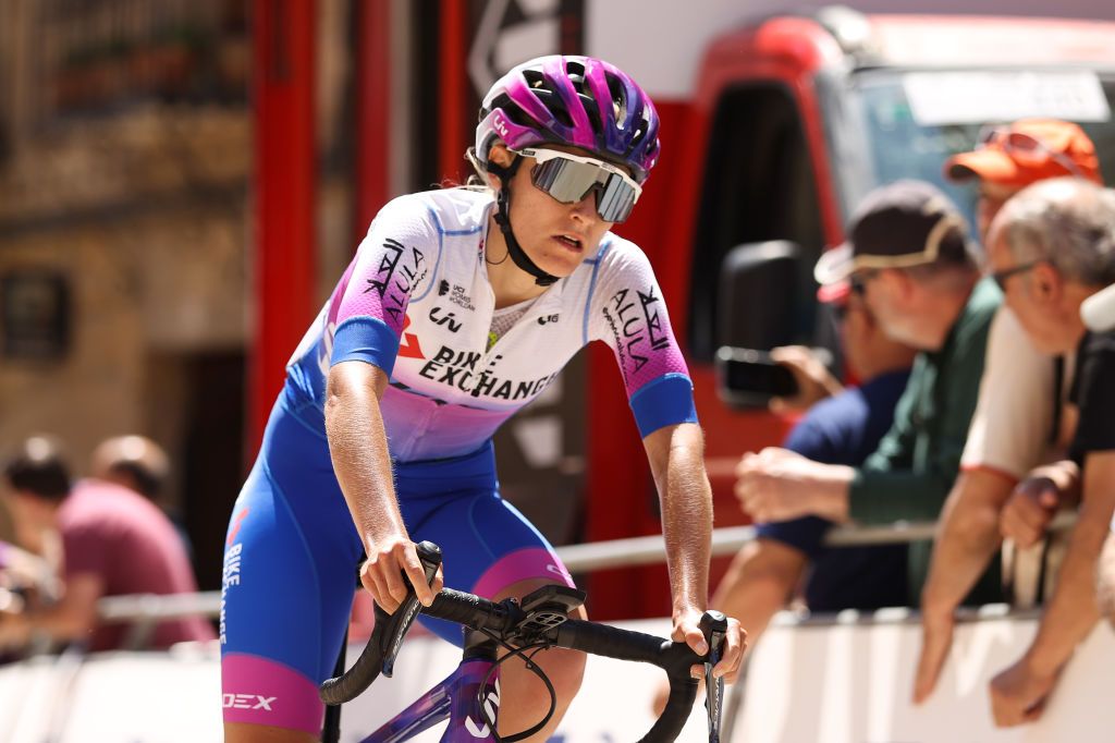 LABASTIDA SPAIN MAY 13 Urska Zigart of Slovenia and Team Bikeexchange Jayco reacts after cross the finishing line during the 1st Itzulia Women 2022 Stage 1 a 1059km stage from VitoriaGasteiz to Labastida ItzuliaWomen UCIWWT on May 13 2022 in Labastida Spain Photo by Gonzalo Arroyo MorenoGetty Images