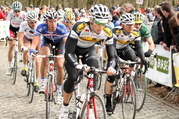 Kevin Van Impe (Quick Step) hides himself well.