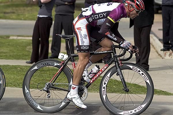 The Tour leader Jonathan Cantwell (Fly V Australia) out of the saddle and powering out of a corner in Swan Hill.