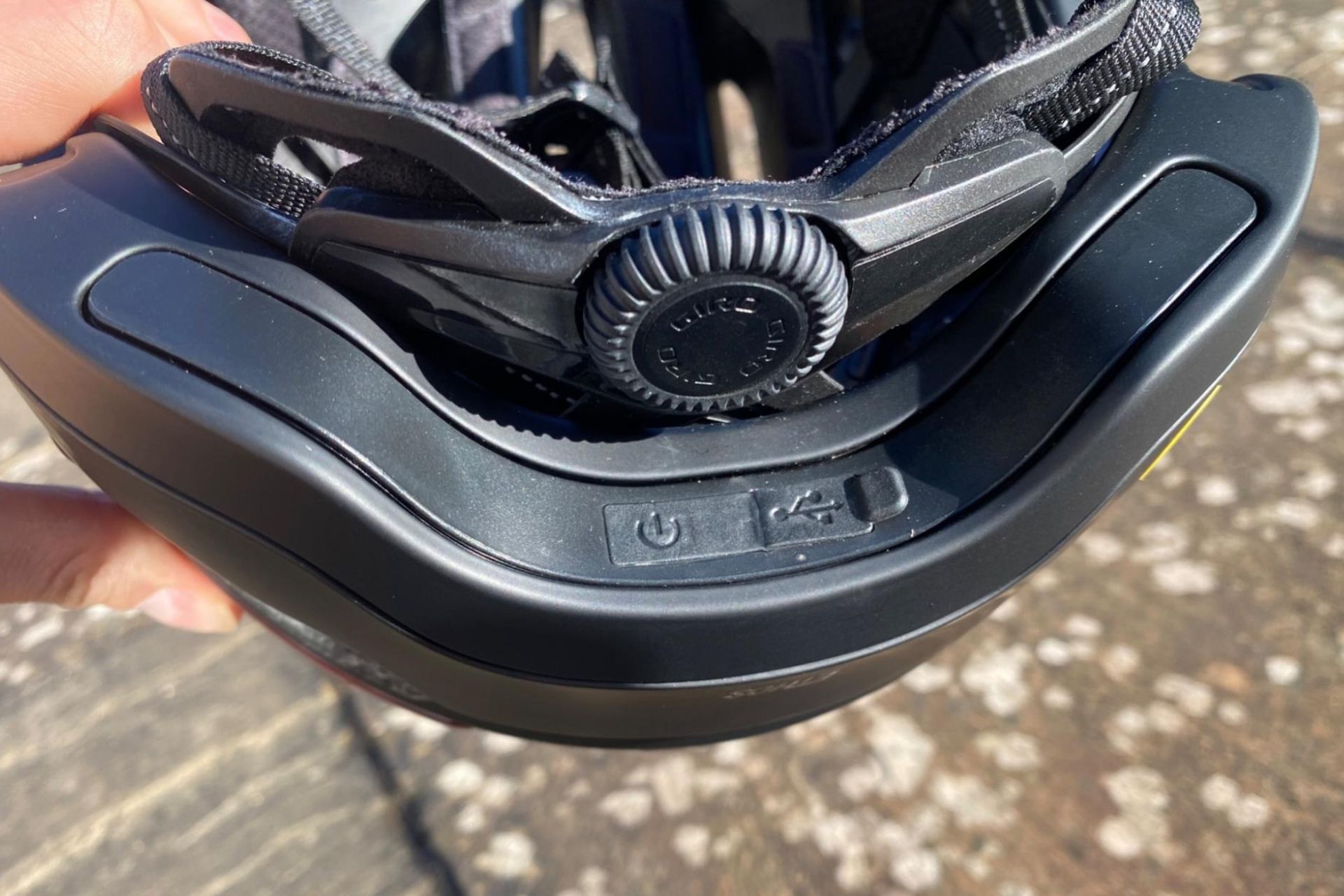 Image shows the Giro Ethos MIPS helmet