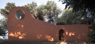 Flores Prats ‘The Morning Chapel’ was constructed with Saint-Gobain Italia