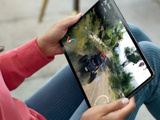 Lenovo Tab P11 Pro Lifestyle