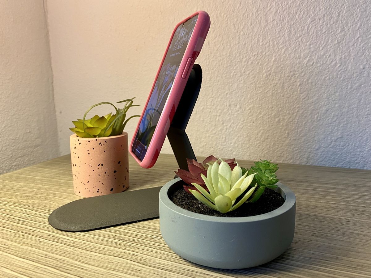 Mophie Magnetic Portable Stand With Case Side