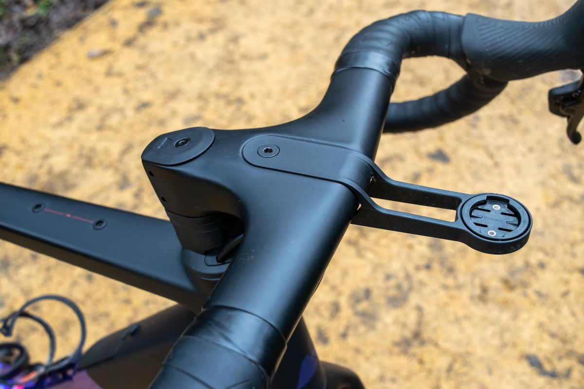 The Canyon Grail integrated handlebar