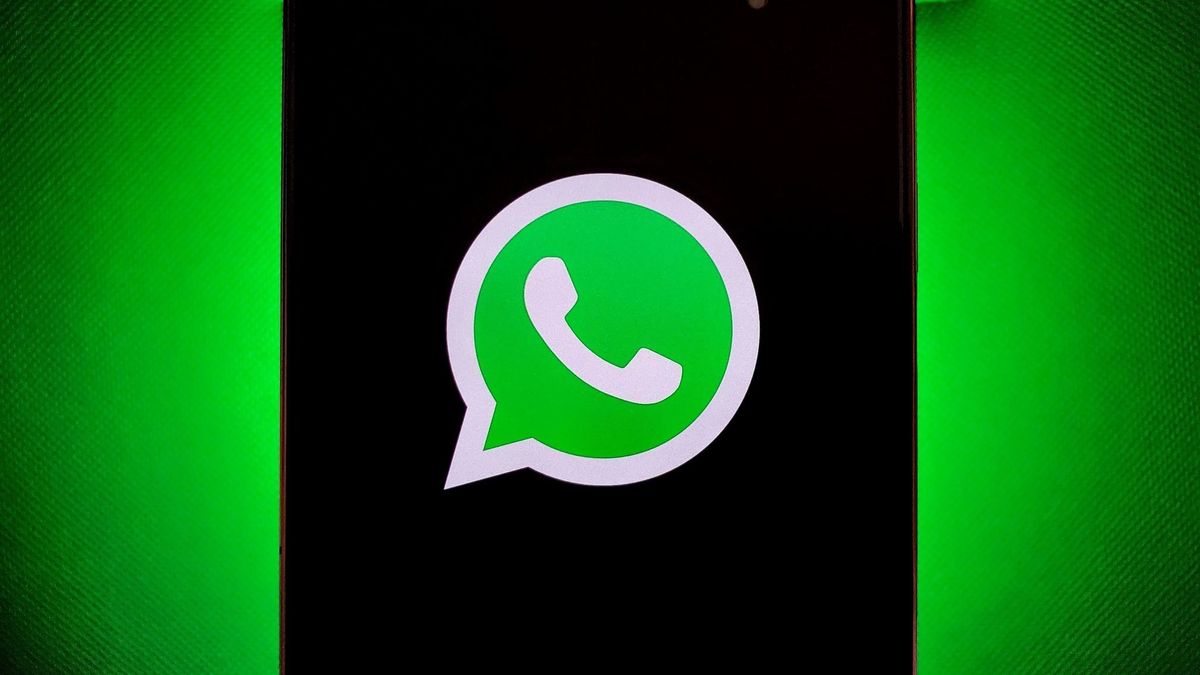 The latest WhatsApp Beta test offers a preview of its edit button