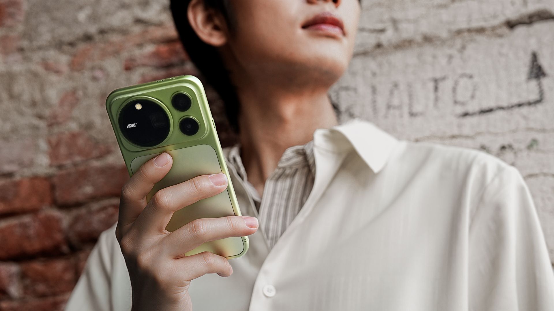 iPhone, what iPhone? Honor's also breaking barriers with its new flagship phone camera