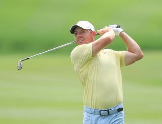 Rory McIlroy finishes the third round strongly