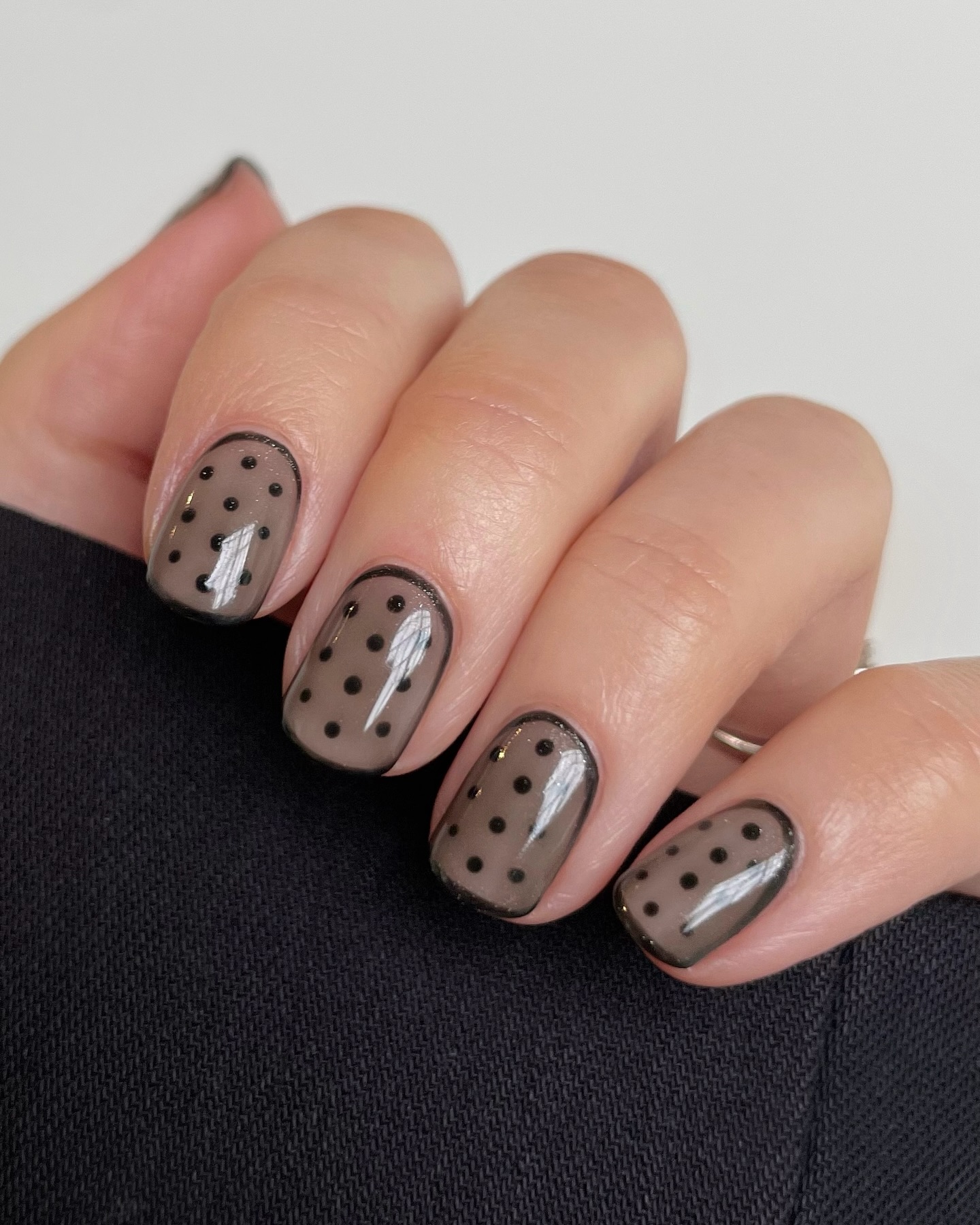 nail art on short nails