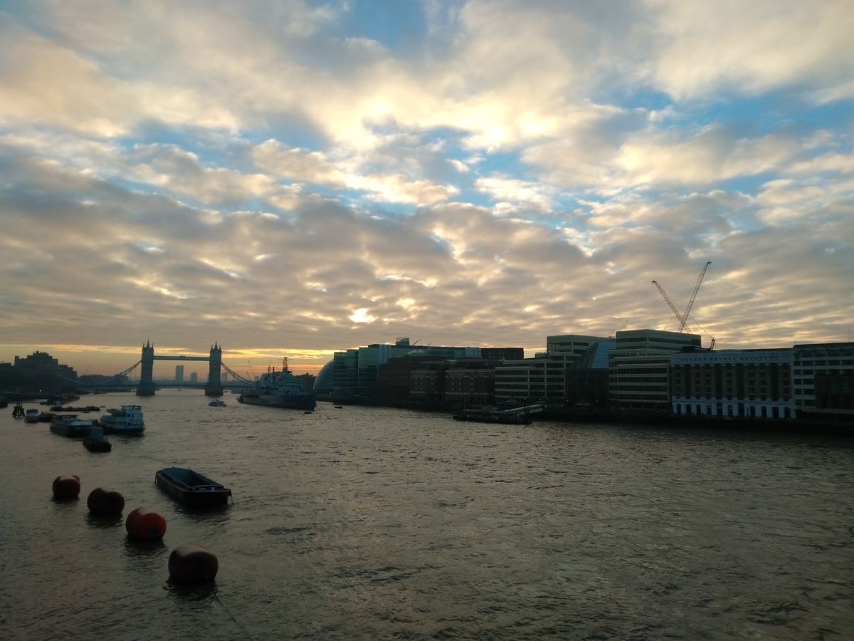 In bright, natural sunlight, the Swift 2 X&rsquo;s camera delivers decent, relatively well-rounded results with pleasing levels of subtlety to colours and areas of light and shade. Dynamic range is lacking slightly.