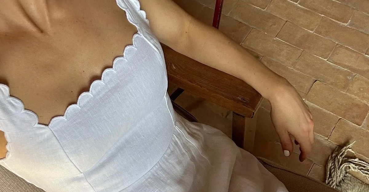 The 3 Scallop Dress Styles That Are All Over My Instagram Feed Right Now