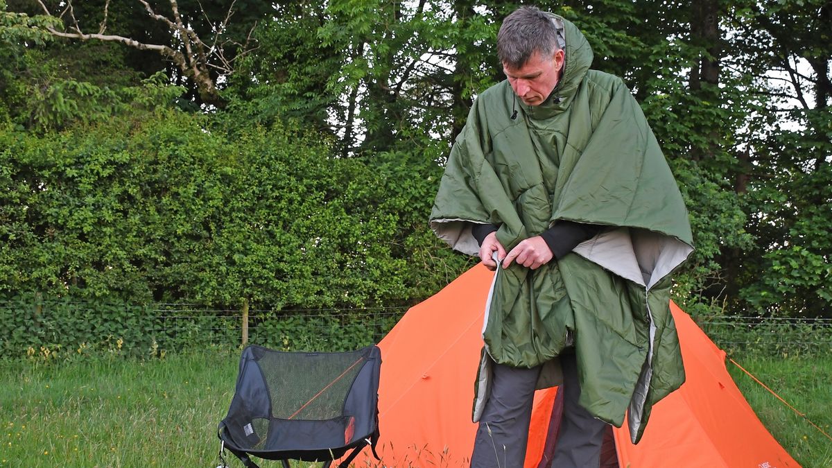Mountain Warehouse Wearable Blanket Review Advnture