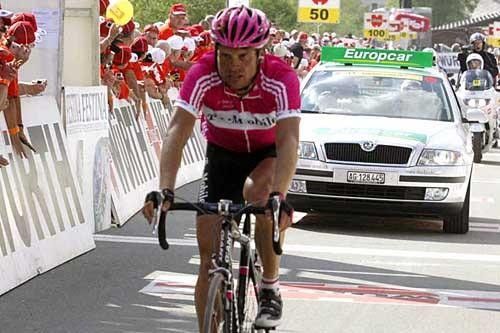 Jan Ullrich (T-Mobile Team) growing stronger day by day.