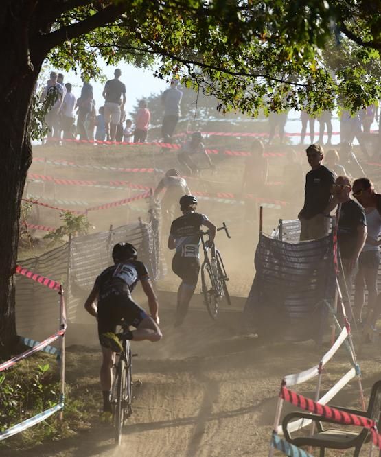 The dust was so thick in some places that you could barely see the racers