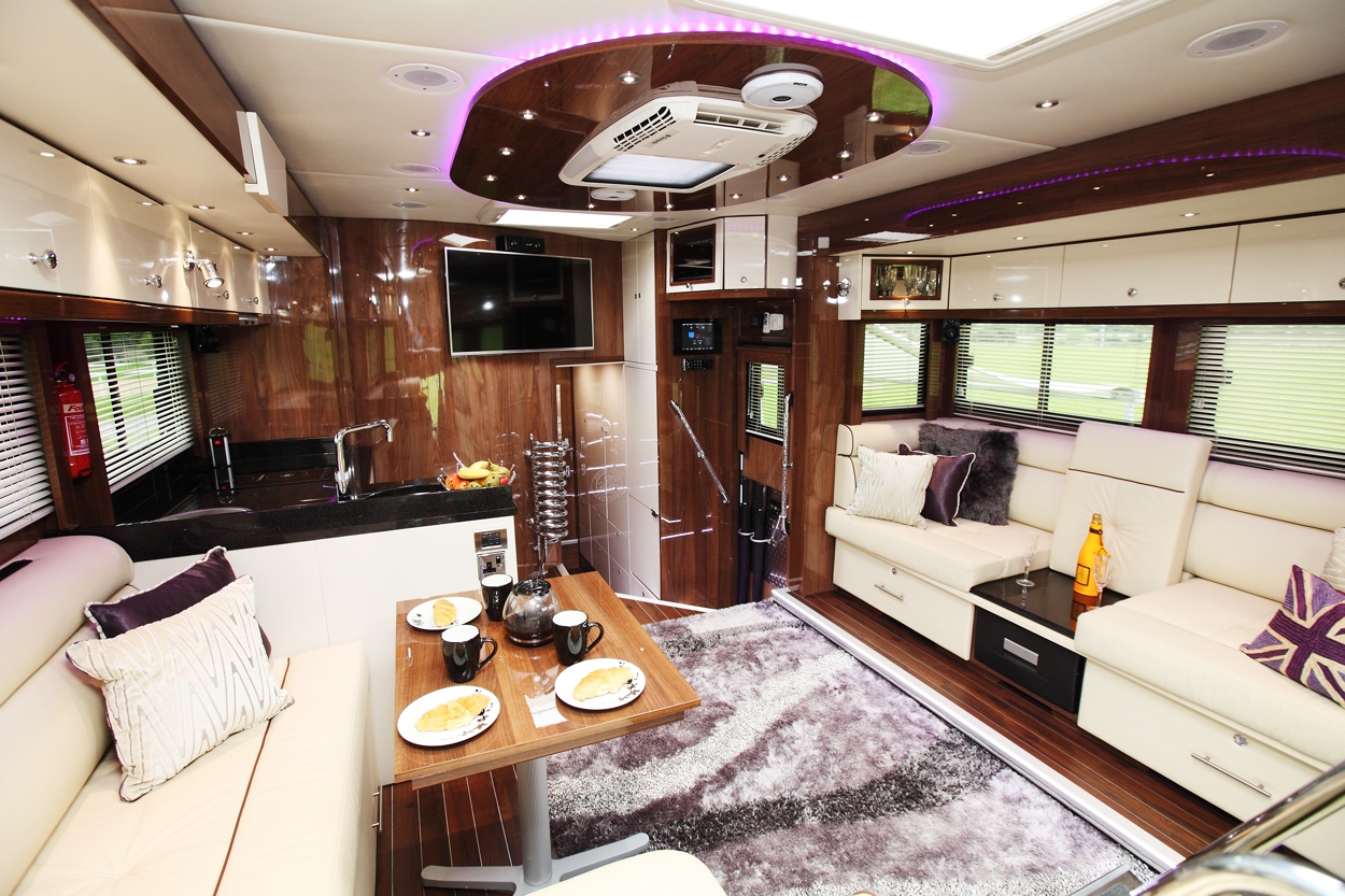 luxury horseboxes