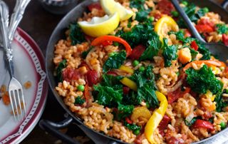 Winter-paella-with-Kale